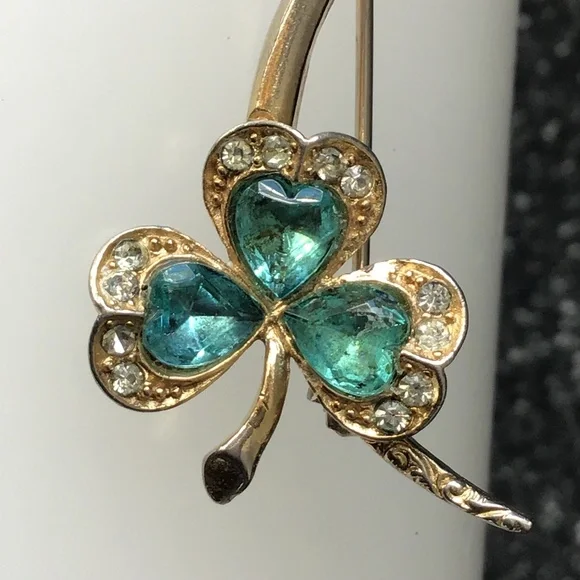 Vintage Clover Leaf Pin Brooch Gold Tone - Picture 9 of 12